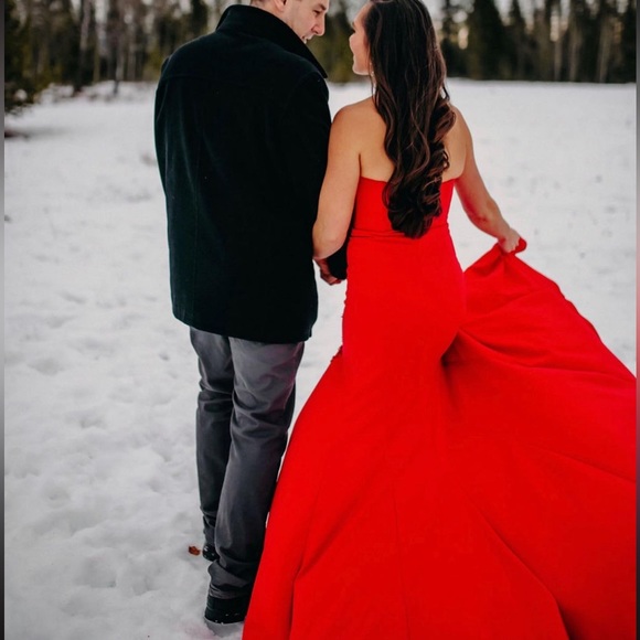 Red floor length ball gown with slit by Claire New York size 6 - Picture 5 of 9